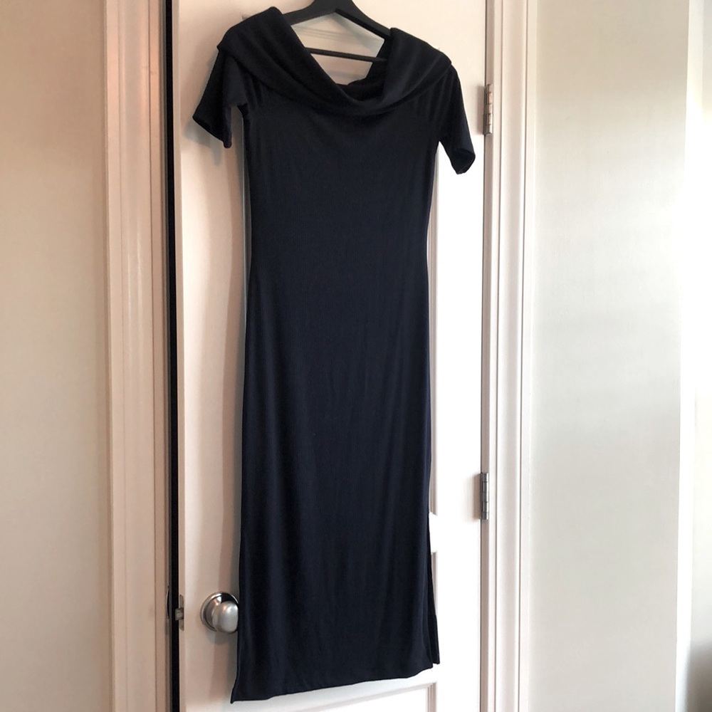 Banana Republic bodycon off-the-shoulder navy blue dress, size XS